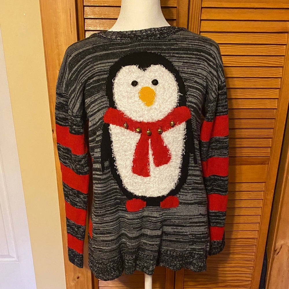 No Boundaries Gray and Red Penguin Sweater